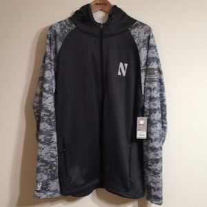 Us army Hoodie zipper pockets , new never worn, bigger hoodie, to big for me,